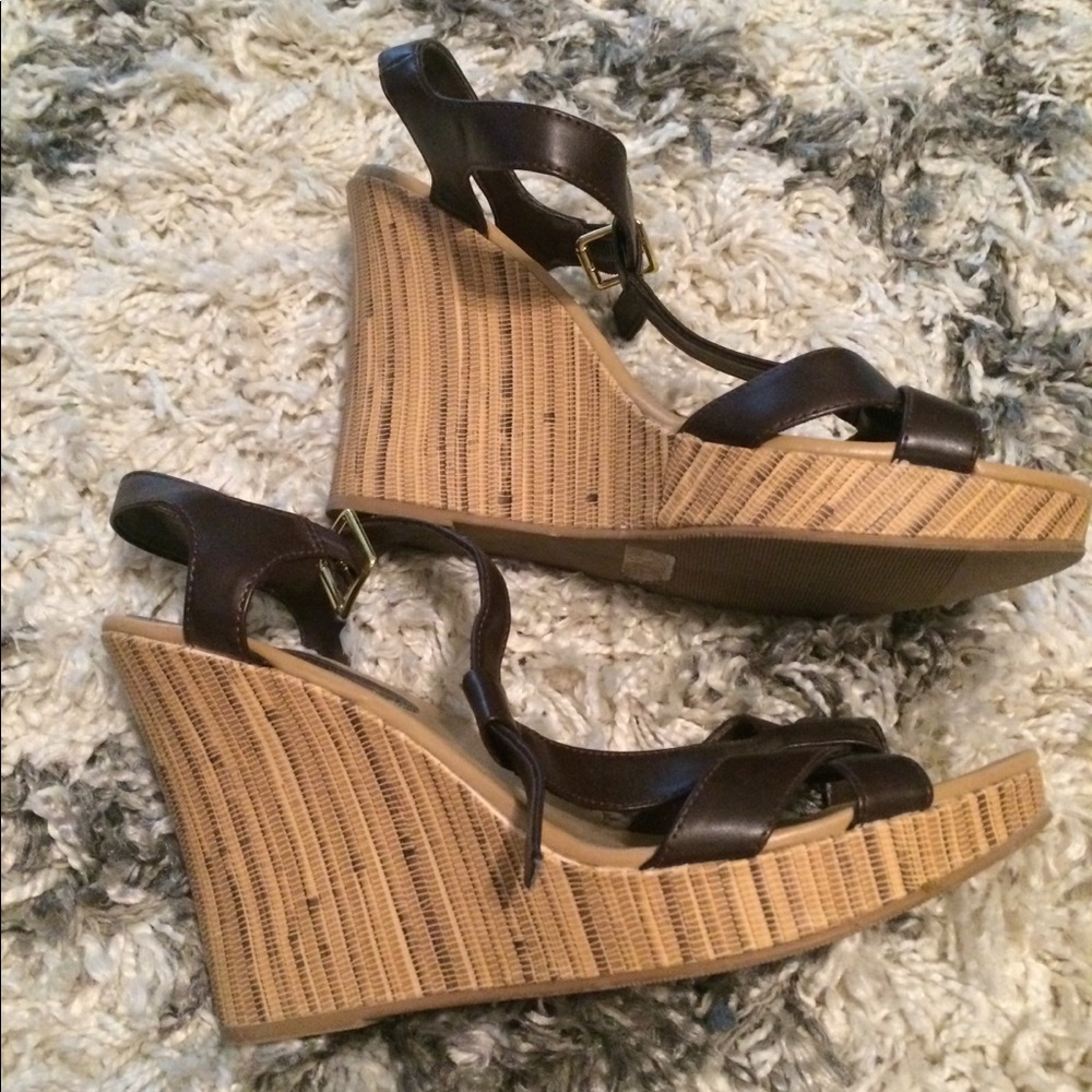 Wedges - Picture 2 of 3